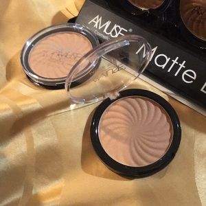 Bronzer by AMUSE Cosmetics
